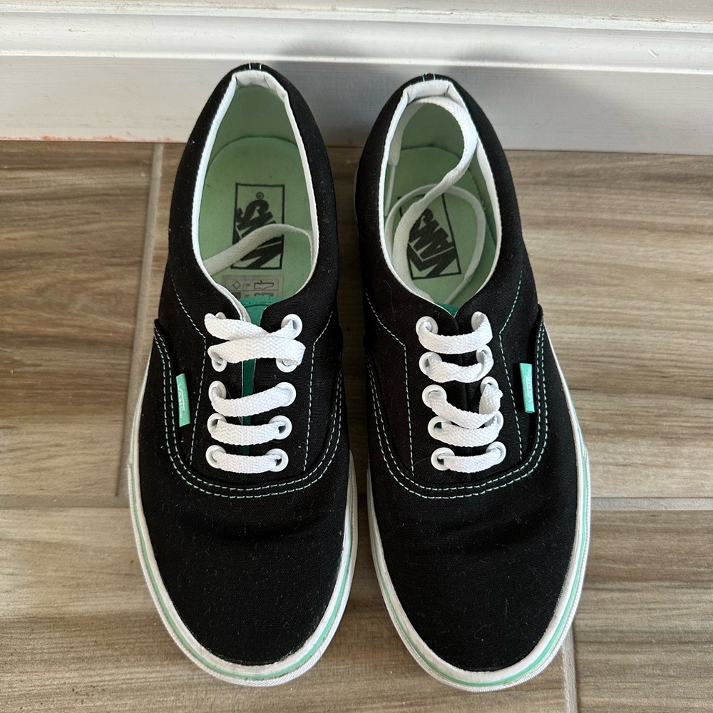 Vans Era 2 Tone Black and Teal Cockatoo Canvas Shoes - Picture 3 of 9